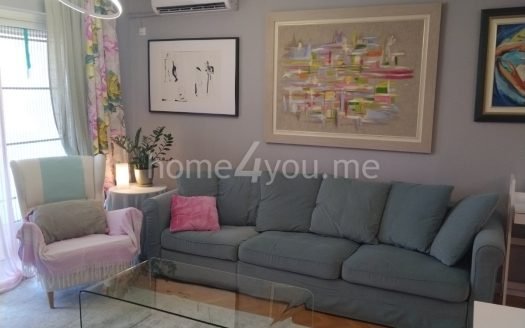 Квартира с тремя спальнями и парковочным местом, Адок населье, Будва
