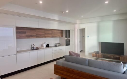 Luxurious two-bedroom apartment on the first line of the sea with a garage, complex Sunraf, Rafailovići