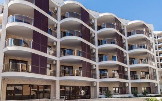 Jednosoban stan za dugoročni zakup u kompleksu sa bazenom — Anatolia, Bečići, Budva