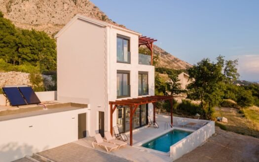 Villa with a pool and panoramic sea view, Blizikuće, Budva