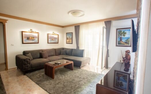 Furnished two-bedroom apartment in the Center of Budva