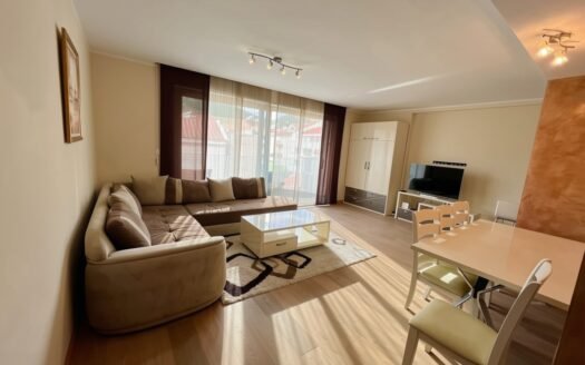 One-bedroom apartment on the main Boulevard, 250 m from Slovenska Beach, Budva